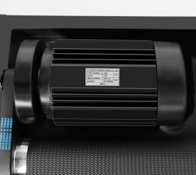 Мощный двигатель 3.0 л.с. переменного тока (Continious AC) японской Fuji Electric