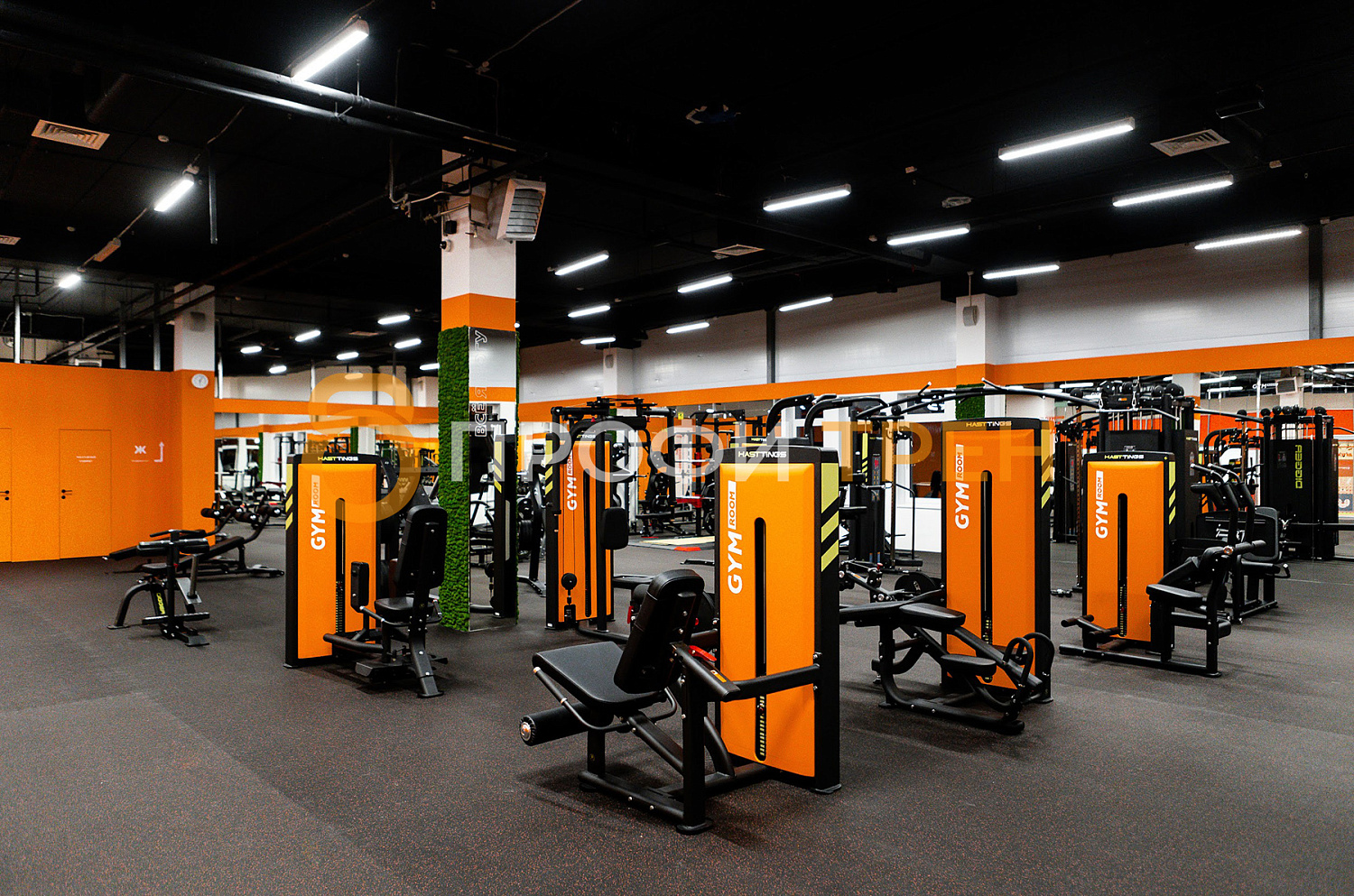 Фитнес-зал «Gym Room»
