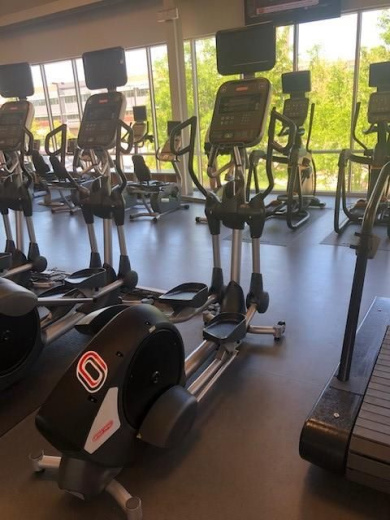 Эллиптический тренажер Star Trac 8CT-LCD - фото 7