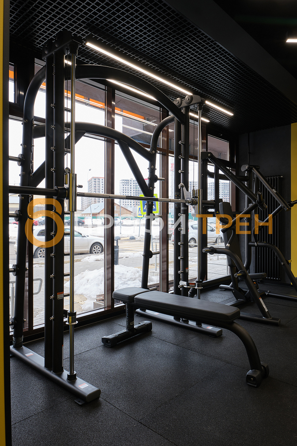 Фитнес-клуб «No Excuses»