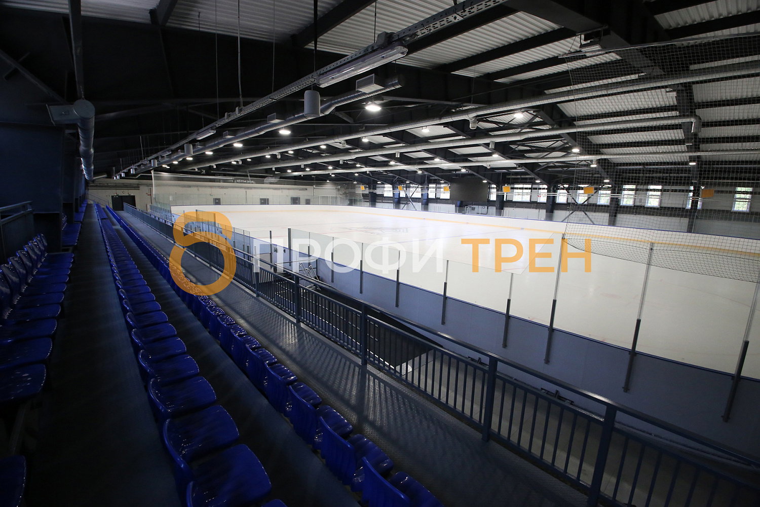 Тренажерный зал при ледовой арене «Прогресс»